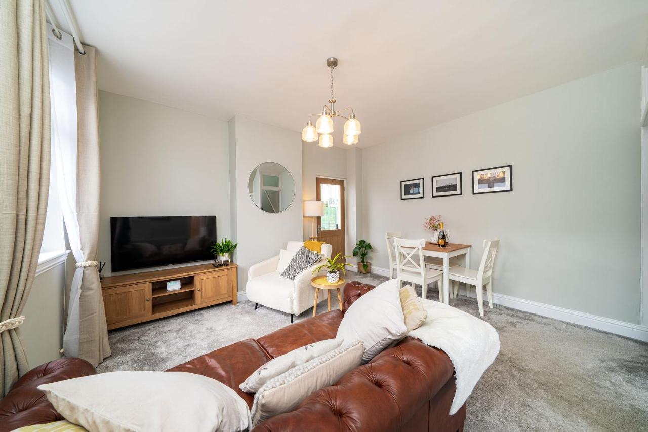 Robins Nest Cottage Blairgowrie and Rattray Екстериор снимка